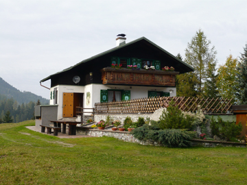 Haus Marcabruni im Sommer