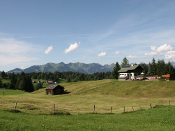 Haus Marcabruni in Richtung Walsertal