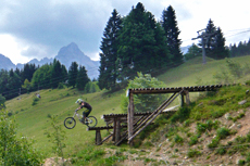 Biker auf einer der Schanzen