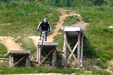 Biker auf einer der Schanzen