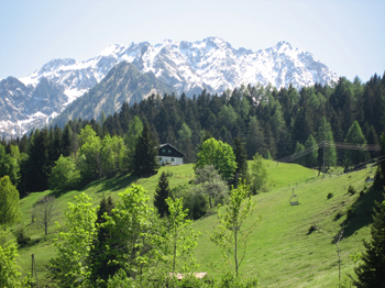 Unser Ferienhaus inmitten einer wundervollen Frühlingslandschaft